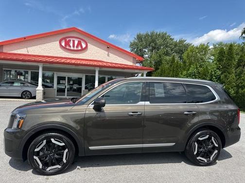2023 Kia Telluride S