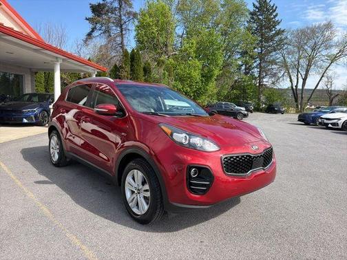 Hyper Red 2018 Kia Sportage LX