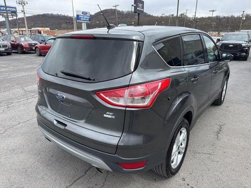Magnetic 2016 Ford Escape SE