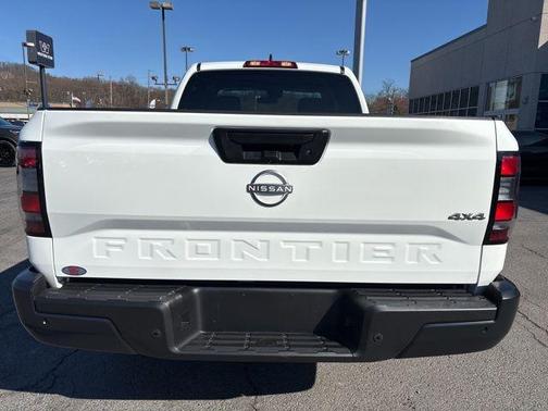 2025 Nissan Frontier S