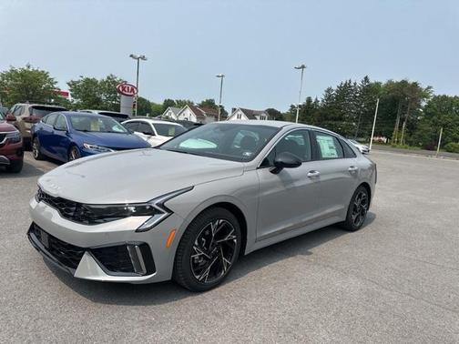 2025 Kia K5 GT-Line