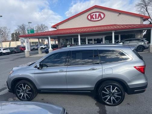 2020 Honda Pilot Touring 8-Passenger