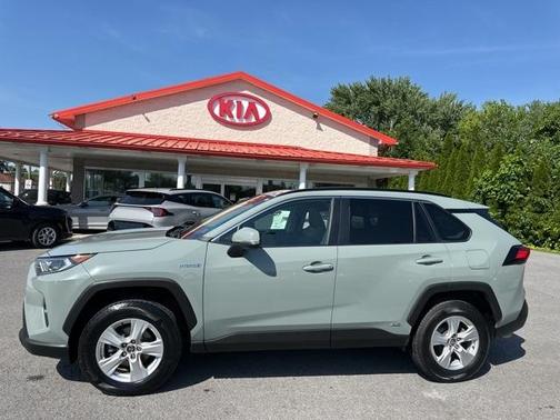 2021 Toyota RAV4 Hybrid XLE