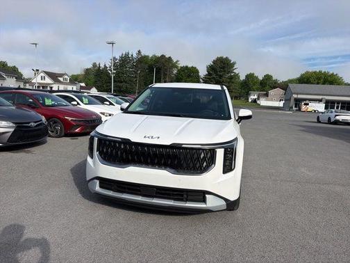 Snow White Pearl 2026 Kia Carnival Hybrid LXS