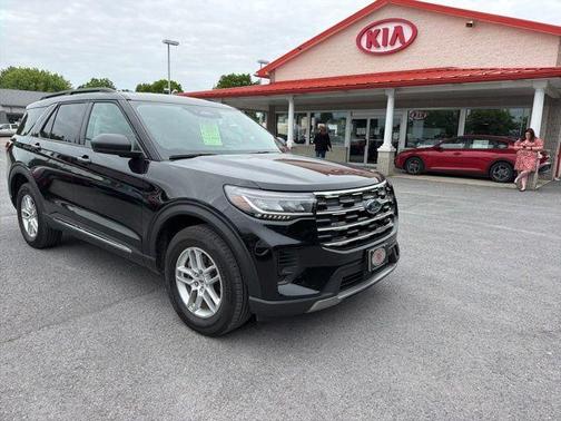 Black Metallic 2025 Ford Explorer Active