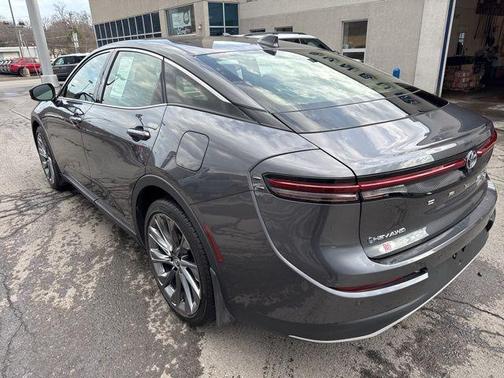 2024 Toyota Crown Limited