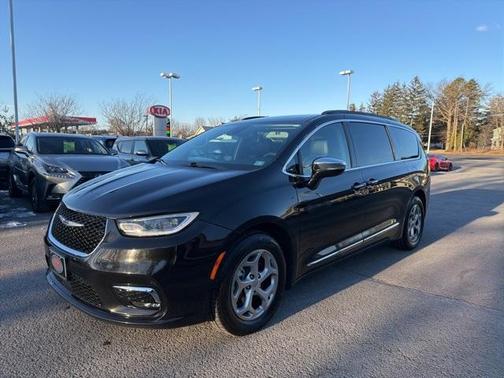 2023 Chrysler Pacifica Limited