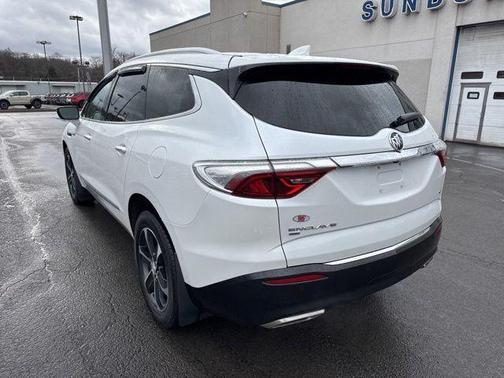 2022 Buick Enclave Essence