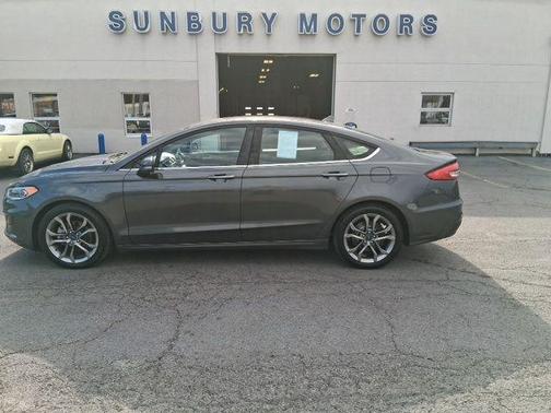 2020 Ford Fusion SEL