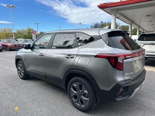 2026 Kia Seltos LX