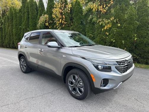 2026 Kia Seltos LX