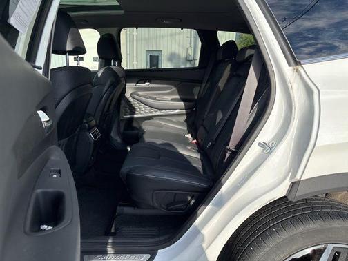 2022 Hyundai SANTA FE HEV SEL Premium