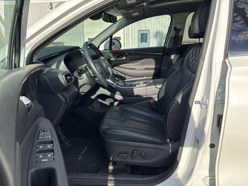 2022 Hyundai SANTA FE HEV SEL Premium