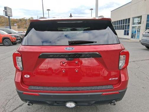 2023 Ford Explorer ST-Line