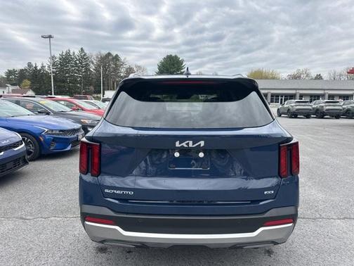 2025 Kia Sorento EX