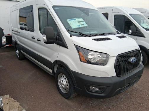 2025 Ford Transit-250 148 WB Medium Roof Cargo
