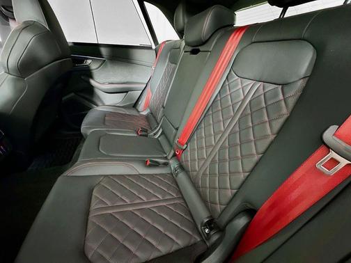 Satellite Silver Metallic 2026 Audi Q8 55 Premium