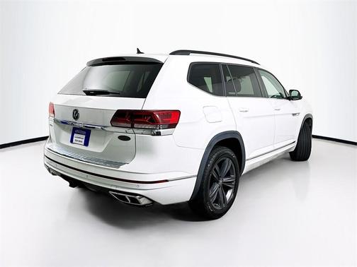 2021 Volkswagen Atlas 3.6 V6 SE w/ Technology R-Line