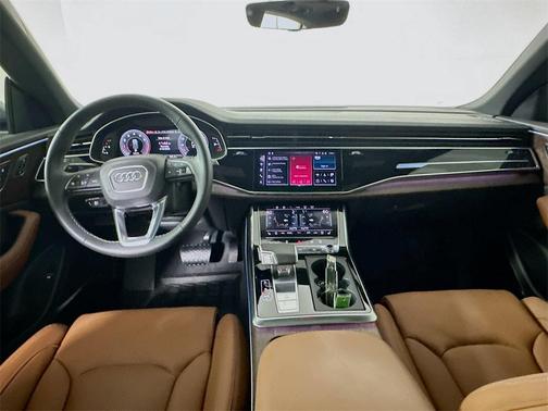 2025 Audi Q8 55 Premium