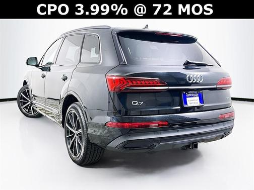 2023 Audi Q7 55 Premium Plus