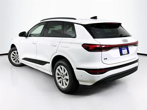 2025 Audi Q6 e-tron Premium