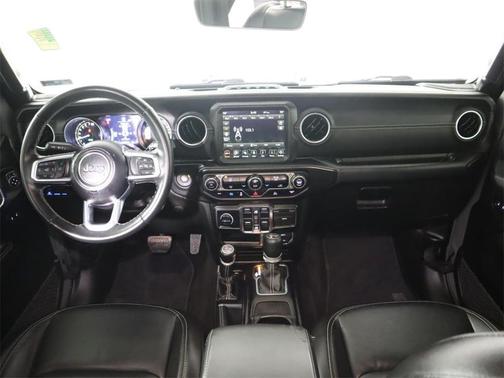 Photo 4 of 27 of 2021 Jeep Wrangler Unlimited 4xe Sahara