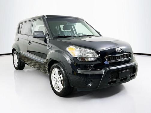 Shadow 2011 Kia Soul +