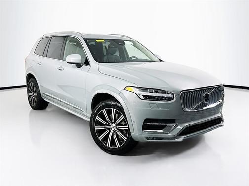 2025 Volvo XC90 B5 Plus