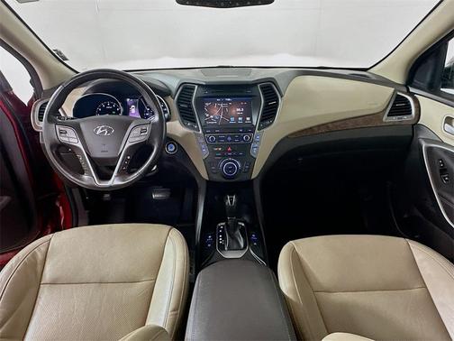 2017 Hyundai SANTA FE SE Ultimate