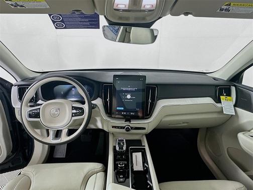 2026 Volvo XC60 B5 Ultra