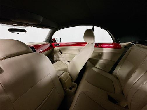 2015 Volkswagen Beetle 1.8T