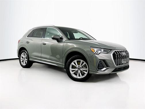 2024 Audi Q3 45 S line Premium