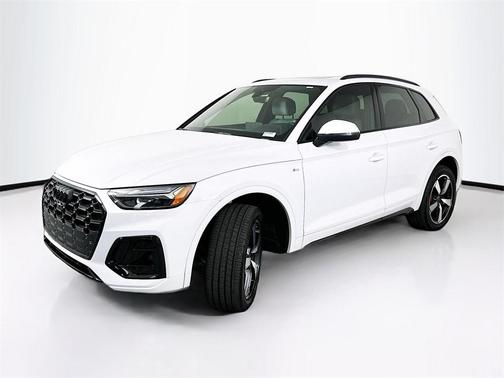 2024 Audi Q5 45 S line quattro Premium