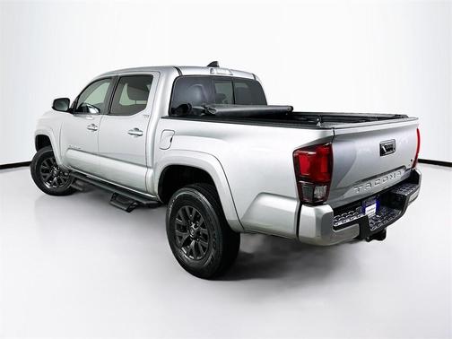 2022 Toyota Tacoma 