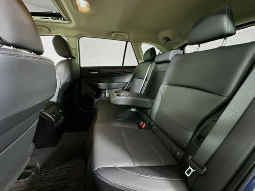 Twilight Blue Metallic 2017 Subaru Outback 3.6R Limited