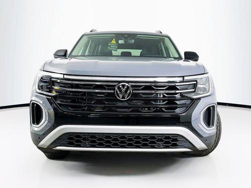 Pure Gray 2026 Volkswagen Atlas 2.0T Peak Edition