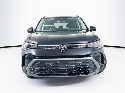 2026 Volkswagen Taos 1.5T SE Black