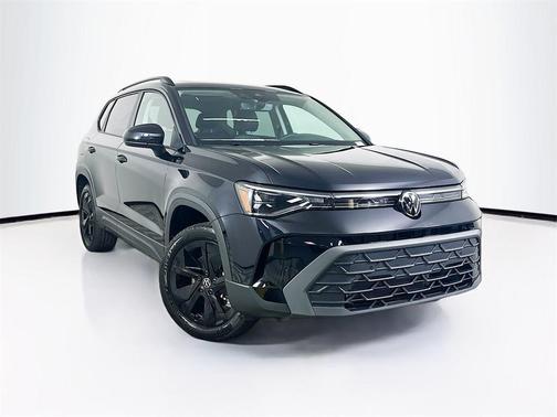 2026 Volkswagen Taos 1.5T SE Black