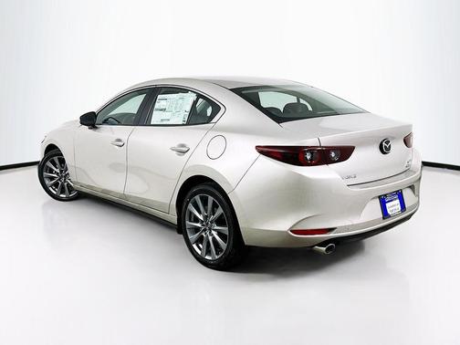 2025 Mazda Mazda3 FWD w/Preferred Package