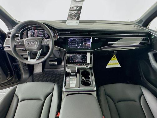 2026 Audi Q7 55 Premium Plus
