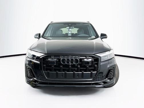 2026 Audi Q7 55 Premium Plus