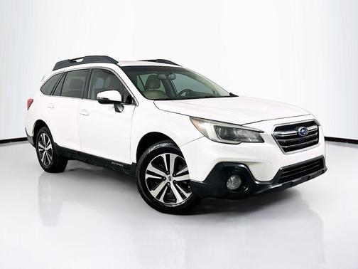 White 2018 Subaru Outback 2.5i Limited