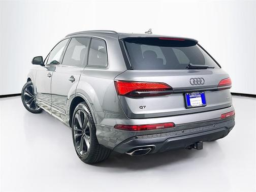 2026 Audi Q7 55 Premium Plus