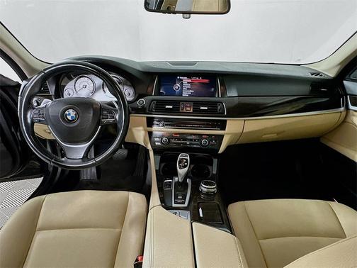 2016 BMW 528 i