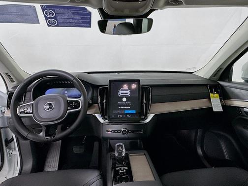 Crystal White Pearl 2026 Volvo XC90 B6 Plus 6-Seater