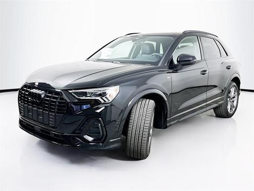 2025 Audi Q3 45 S line Premium