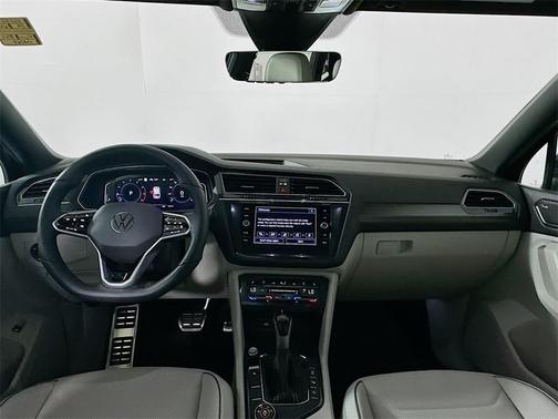 2024 Volkswagen Tiguan 2.0T SEL R-Line