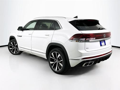 2025 Volkswagen Atlas Cross Sport 2.0T SEL Premium R-Line