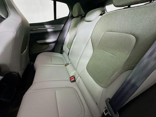 2026 Volvo EX30 TWIN MOTOR CROSS COUNTRY ULTRA