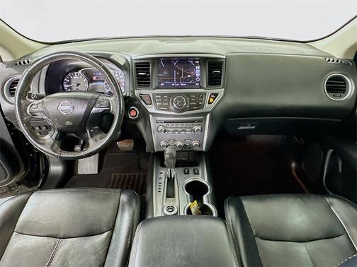 2019 Nissan Pathfinder SL